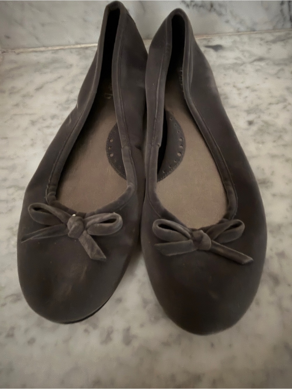 Michelle D Women's grey suede Bow Ballet Flats